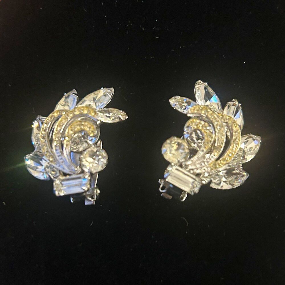 WEISS Signed Silver Tone Clear Marquise Crystal Rhinestone Clip-On Earrings